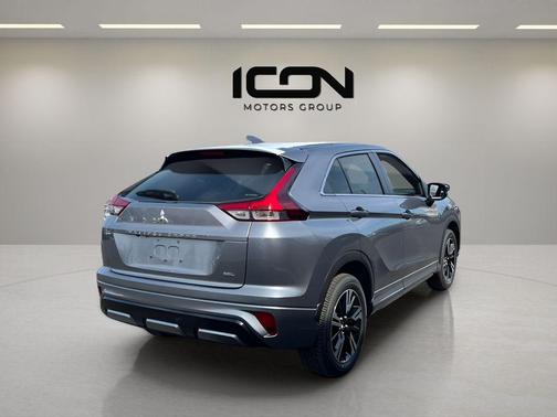 Mercury Gray Metallic 2026 Mitsubishi Eclipse Cross SEL