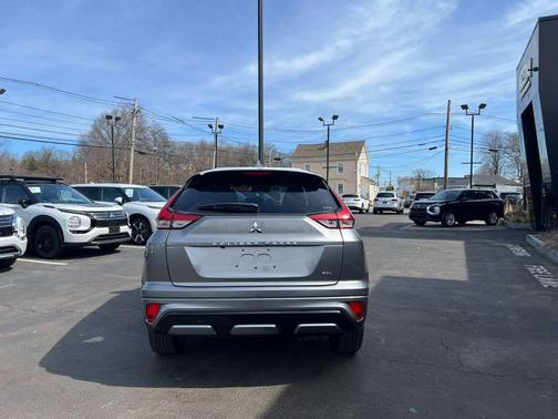 Mercury Gray Metallic 2026 Mitsubishi Eclipse Cross SEL