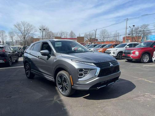 Mercury Gray Metallic 2026 Mitsubishi Eclipse Cross SEL