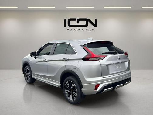 Alloy Silver Metallic 2026 Mitsubishi Eclipse Cross SEL