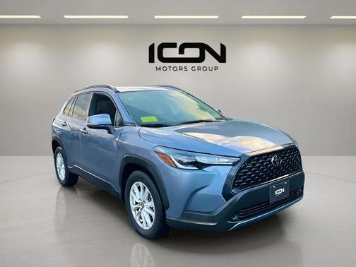 2024 Toyota Corolla Cross LE