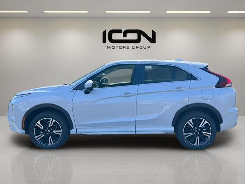 White Diamond 2026 Mitsubishi Eclipse Cross SEL