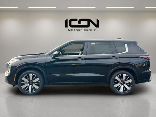 Black Diamond 2026 Mitsubishi Outlander SE S-AWC