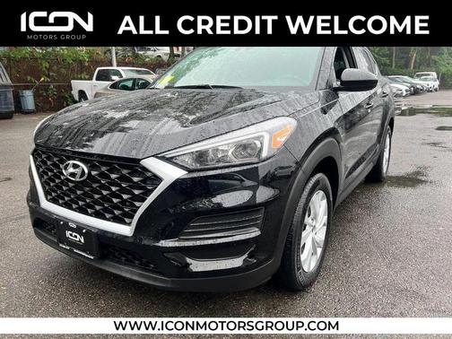 2021 Hyundai TUCSON SE