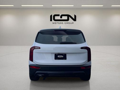 2022 Kia Telluride LX