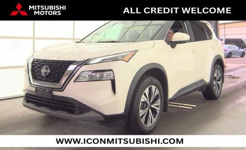 Pearl White Tricoat 2023 Nissan Rogue SV