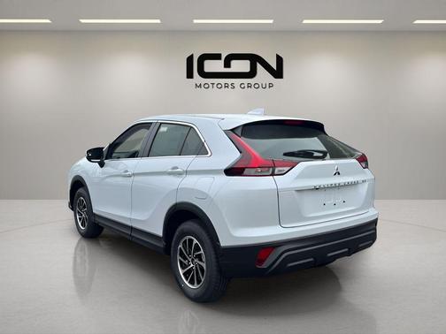 White Diamond 2026 Mitsubishi Eclipse Cross ES