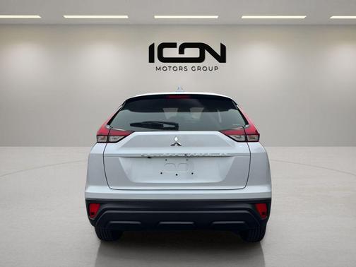 White Diamond 2026 Mitsubishi Eclipse Cross ES