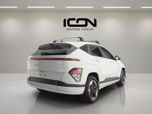 Atlas White 2024 Hyundai KONA EV SEL