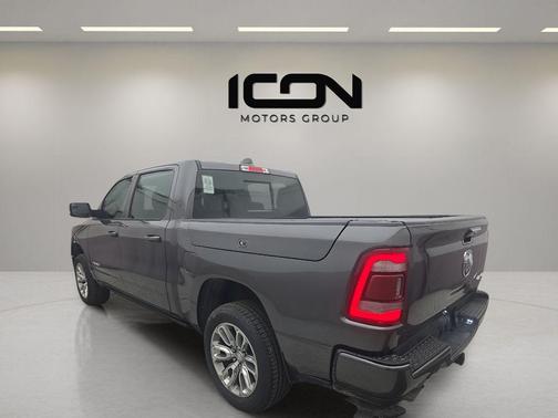 Granite Crystal Metallic Clearcoat 2023 RAM 1500 Laramie