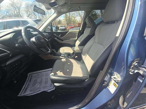 Horizon Blue Pearl 2021 Subaru Forester Limited