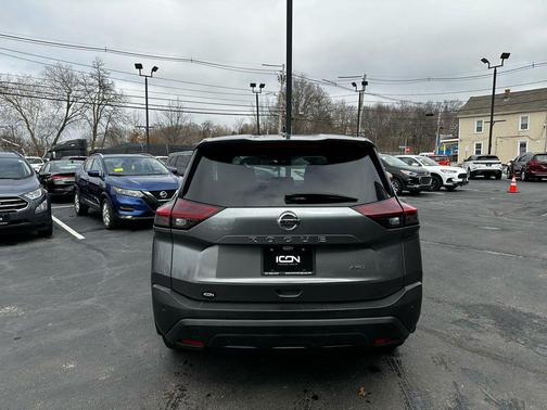 Gun Metallic 2021 Nissan Rogue S