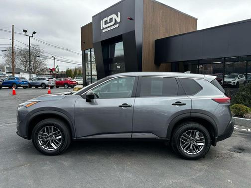 Gun Metallic 2021 Nissan Rogue S