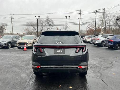 2023 Hyundai TUCSON SEL