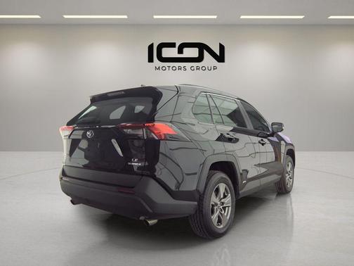 2023 Toyota RAV4 Hybrid LE