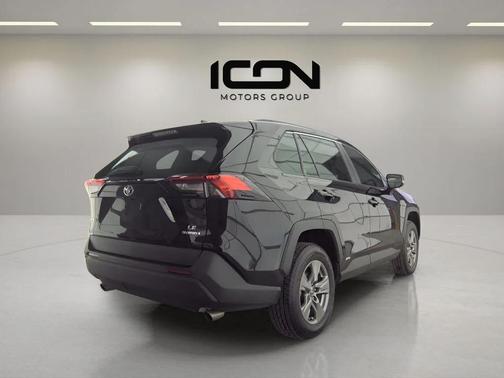 2023 Toyota RAV4 Hybrid LE