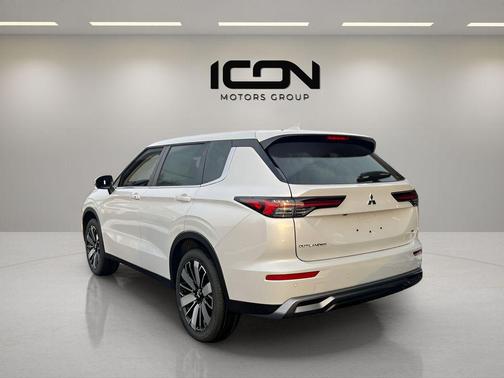 2026 Mitsubishi Outlander SE 2.5 S-AWC