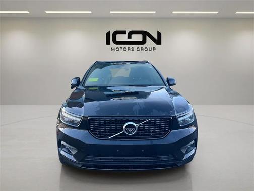 2020 Volvo XC40 T5 R-Design