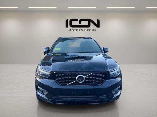 2020 Volvo XC40 T5 R-Design