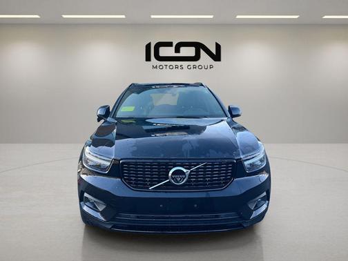2020 Volvo XC40 T5 R-Design