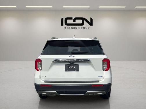 Star White Metallic Tri-Coat 2020 Ford Explorer XLT