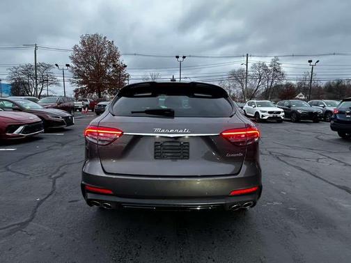 2023 Maserati Levante Modena