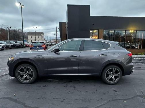2023 Maserati Levante Modena