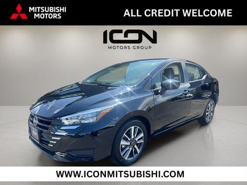 Super Black 2025 Nissan Versa 1.6 SV