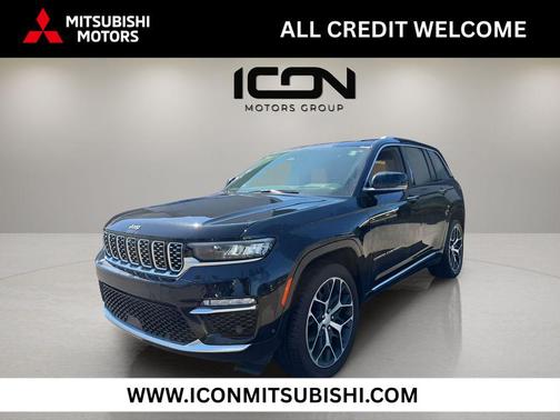 Diamond Black Crystal Pearlcoat 2023 Jeep Grand Cherokee Summit