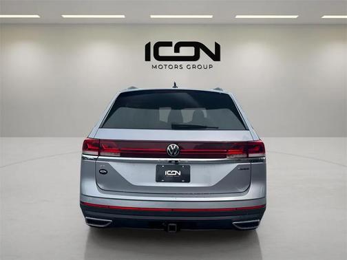 2024 Volkswagen Atlas 2.0T SE w/Technology 4MOTION