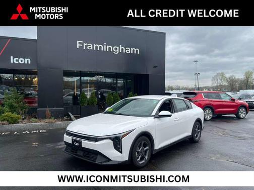 Snow White Pearl 2025 Kia K4 LXS