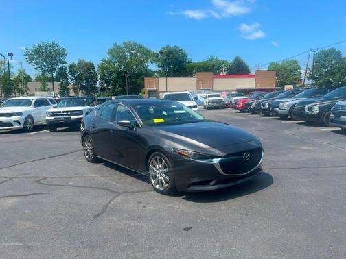 Machine Gray Metallic 2021 Mazda Mazda3 AWD w/Premium Package