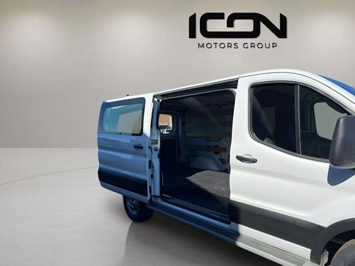 Oxford White 2023 Ford Transit-250 Base