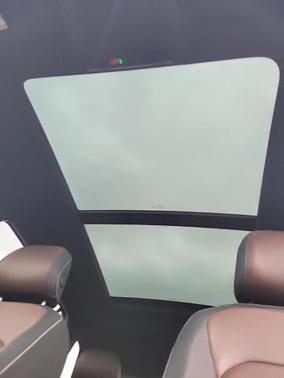 2022 Volkswagen Tiguan 2.0T SEL R-Line 4MOTION