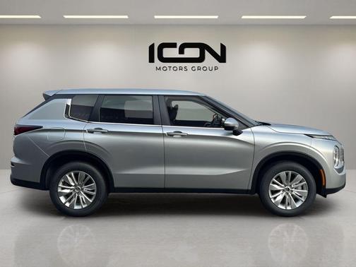 2026 Mitsubishi Outlander ES 2.5 S-AWC