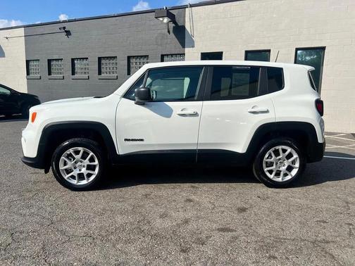 2023 Jeep Renegade Latitude