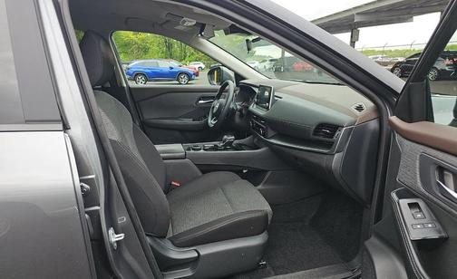 Gun Metallic 2023 Nissan Rogue SV