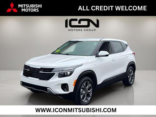 Snow White Pearl 2026 Kia Seltos LX