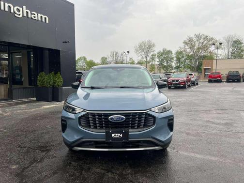 Vapor Blue Metallic 2024 Ford Escape Active