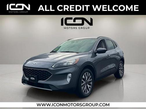 2022 Ford Escape Titanium