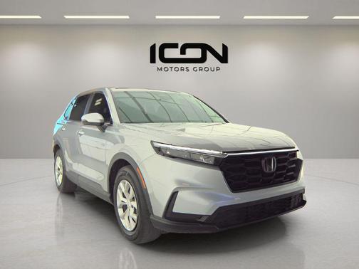 Solar Silver Metallic 2025 Honda CR-V LX 2WD