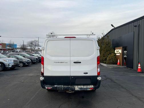 Oxford White 2015 Ford Transit-150 Base