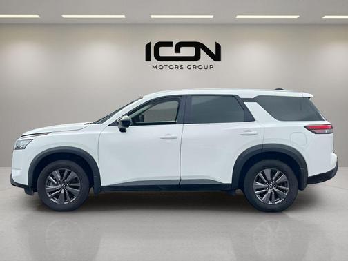 Glacier White 2024 Nissan Pathfinder S 4WD