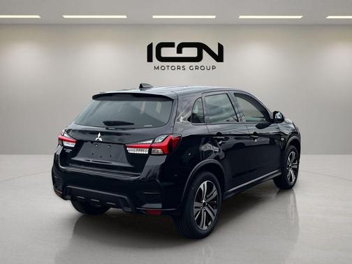 Labrador Black Pearl 2026 Mitsubishi Outlander Sport 2.0 ES
