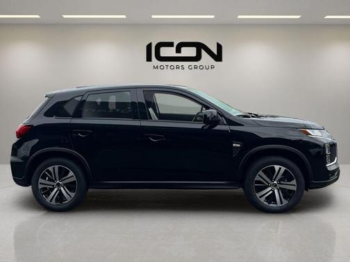 Labrador Black Pearl 2026 Mitsubishi Outlander Sport 2.0 ES