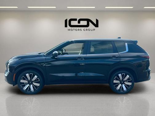 Black Diamond 2026 Mitsubishi Outlander SE S-AWC