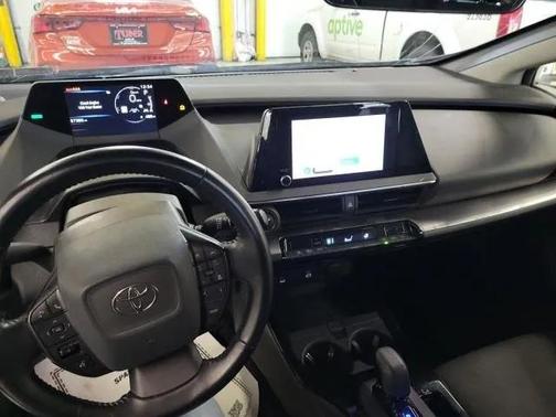 2023 Toyota Prius LE