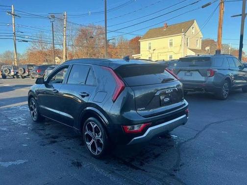 2023 Kia Niro Touring