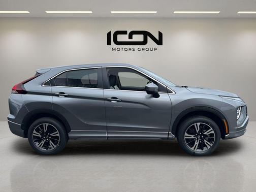 Mercury Gray Metallic 2026 Mitsubishi Eclipse Cross SEL