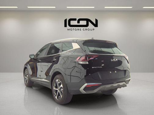 Ebony Black 2023 Kia Sportage EX